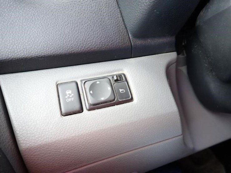 2019-nissan-nv200-image-22