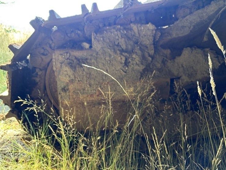 2013-deere-2954d-image-12