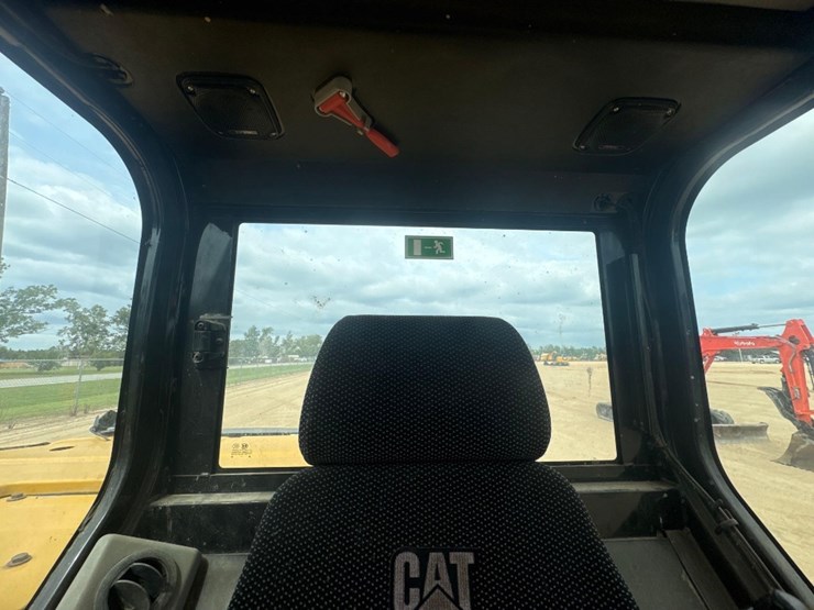 2017-caterpillar-307e2-image-39