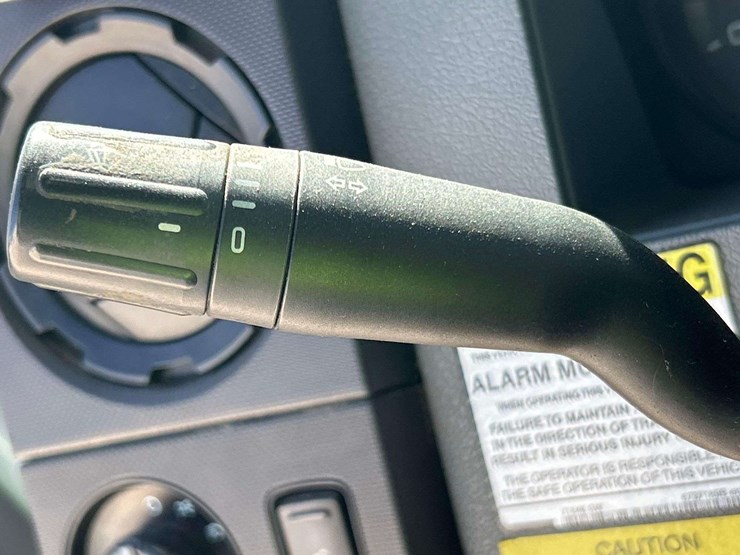 2014-ford-f550-image-16