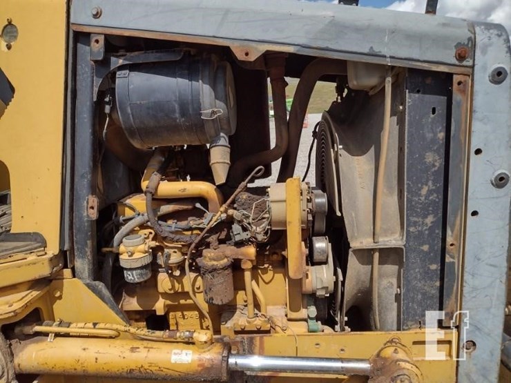 deere-650h-image-37