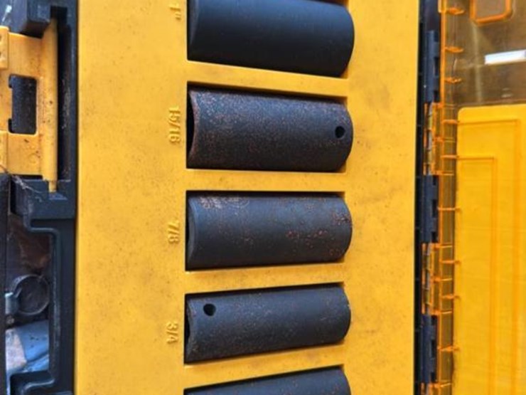 #101-•-contents-of-storage-container-image-36
