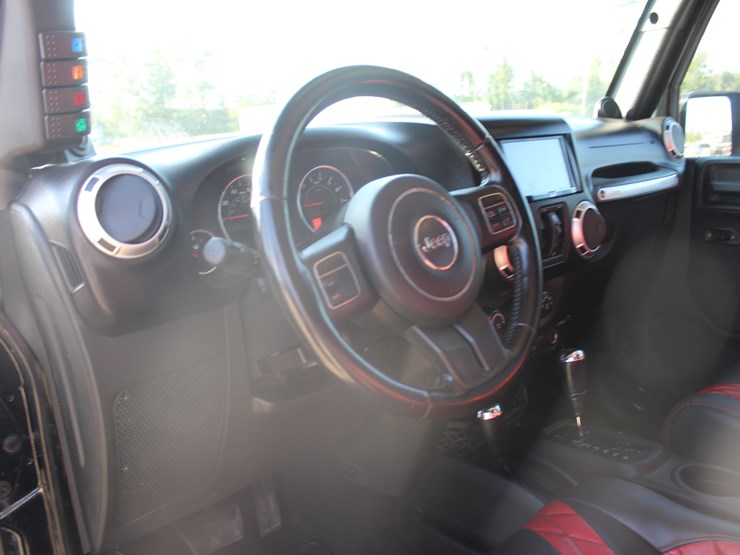 2011-jeep-wrangler-image-8