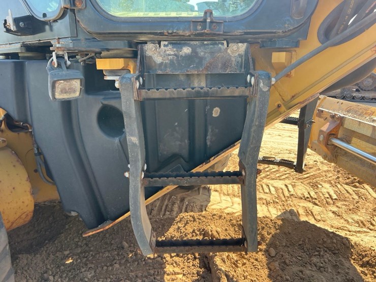 2017-caterpillar-12m3-image-22