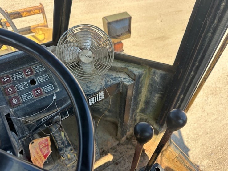 #2286-•-tcm-835-2-series-rubber-tire-loader-image-69