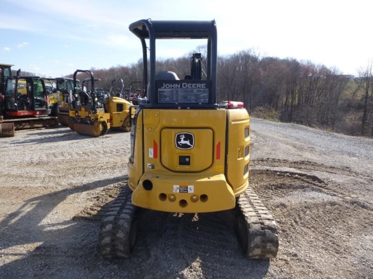 2022-deere-35g-image-4