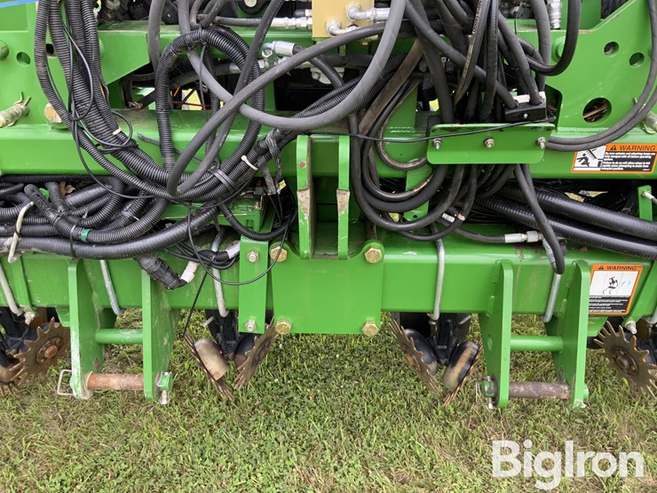 2009-john-deere-1720-ccs-image-10