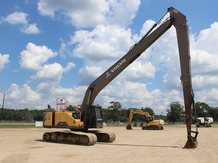 2017-volvo-ec250e-lr-image-5