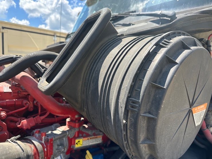 2015-international-prostar-image-96