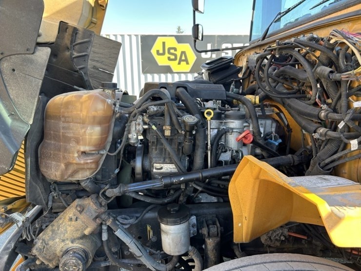 2013-ic-pb10500-school-bus-image-31