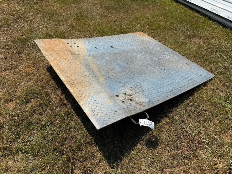 aluminum-dock-plate-(4'x5')-image-1