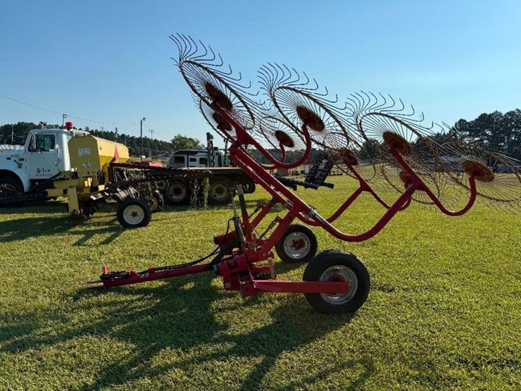 8-star-hay-rake-(pull-type,-hydraulic)-image-8