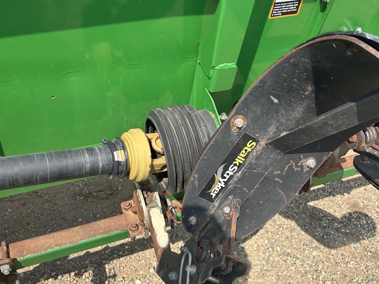 2012-john-deere-618c-image-12