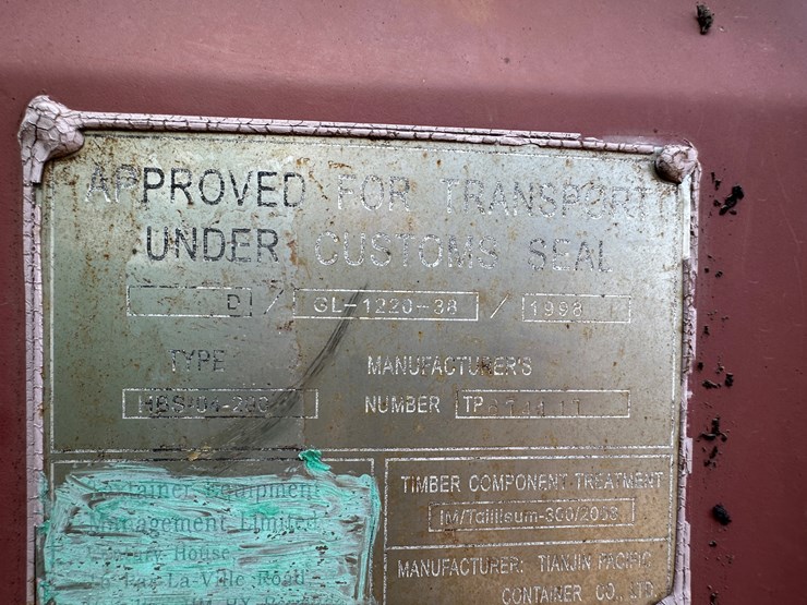 #1225-•-20-ft-shipping-container-image-7