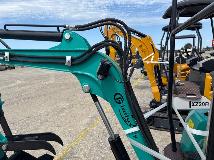 #220-•-#26482-•-unused-cfg-h15r-mini-excavator-h15r20250707w0123-image-24