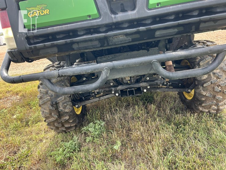 2021-john-deere-gator-xuv-835m-image-31