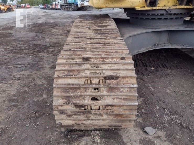 komatsu-pc220-lc-8-image-26