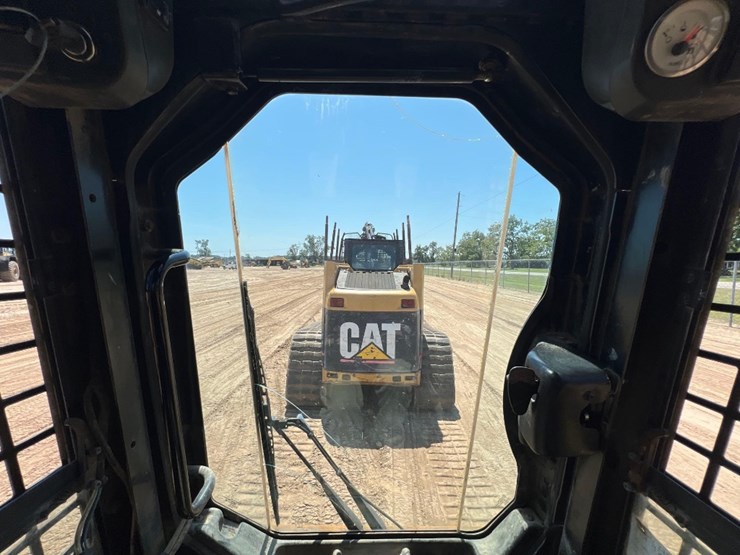 2008-caterpillar-226b2-image-30