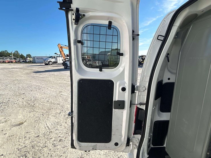 2020-nissan-nv200-image-20