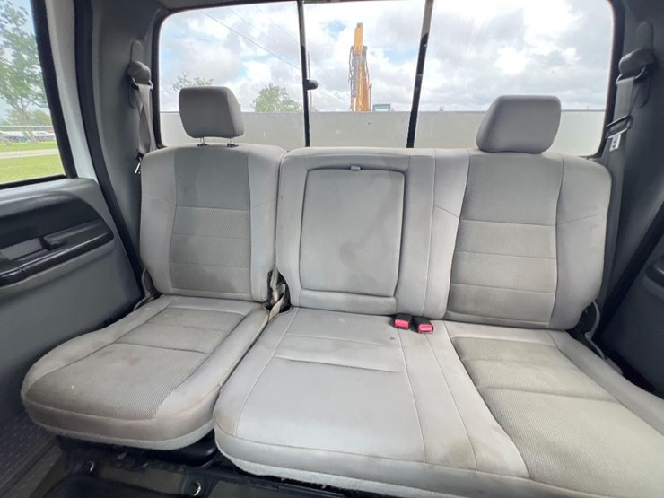 2006-ford-f450-xlt-image-38