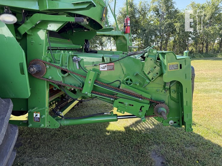2009-john-deere-9770-sts-image-46