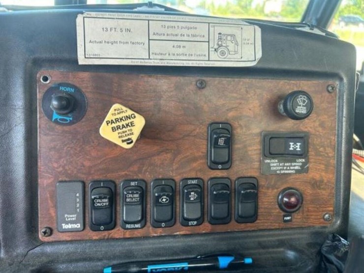 2009-peterbilt-pb320-coe-front-loading-t/a-garbage-image-20