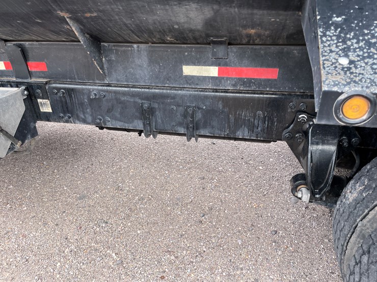 #1007-•-2013-freightliner-dump-truck-(elephant-butte,-nm)-(nm-title)-image-37