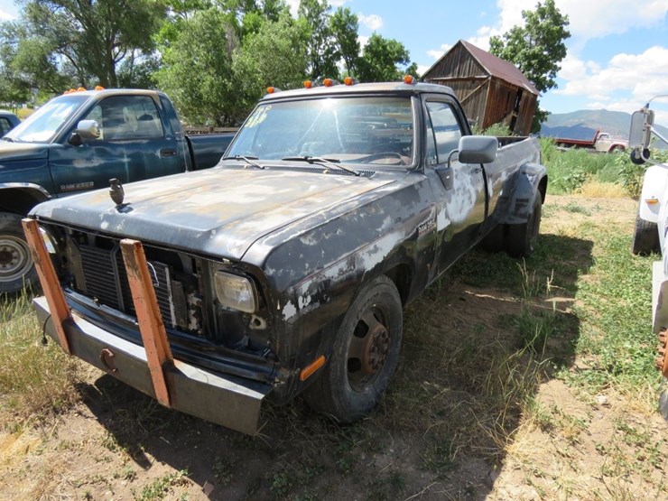 1993-dodge-ram-350-image-14