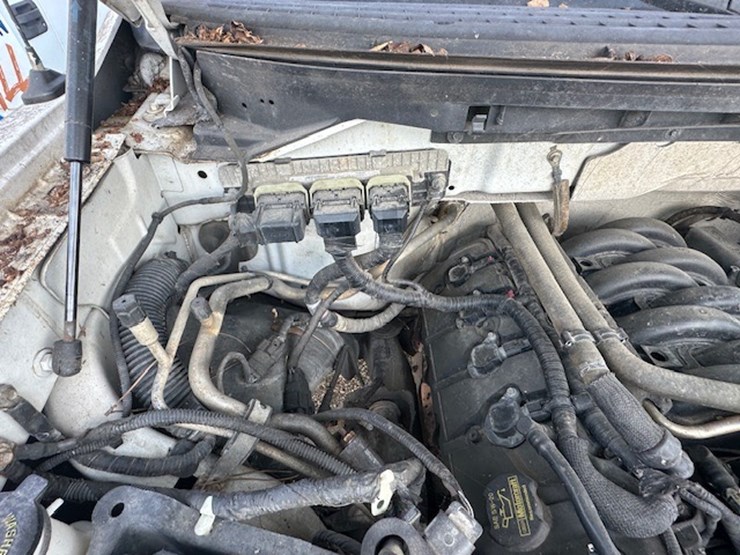 2014-ford-f150-image-38