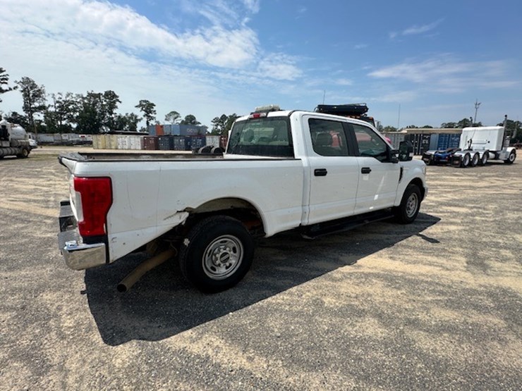 2019-ford-f250-image-3