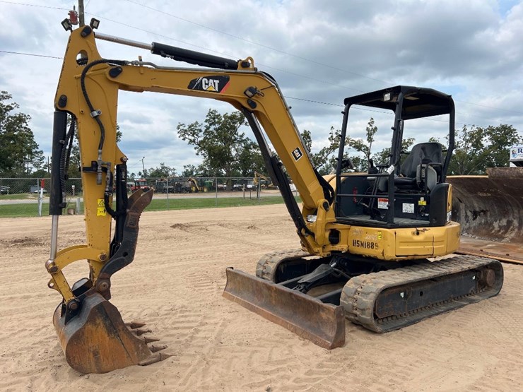 2016-caterpillar-305e2-cr-image-8