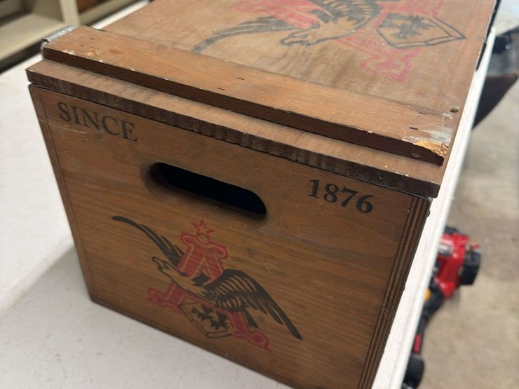 wood-budweiser-beer-box-image-4