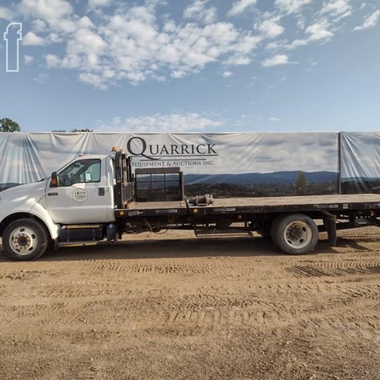 2013 FORD F650 XLT