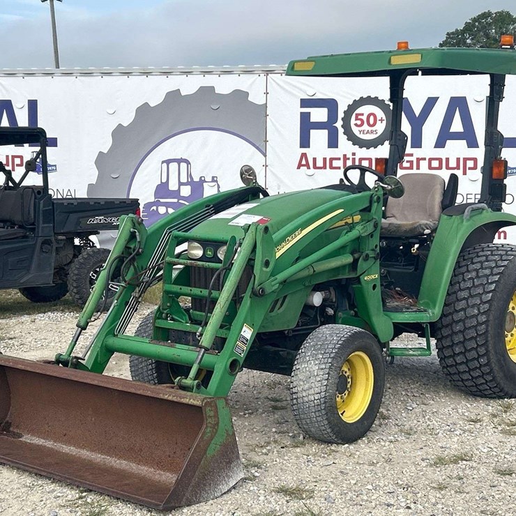 JOHN DEERE 4520