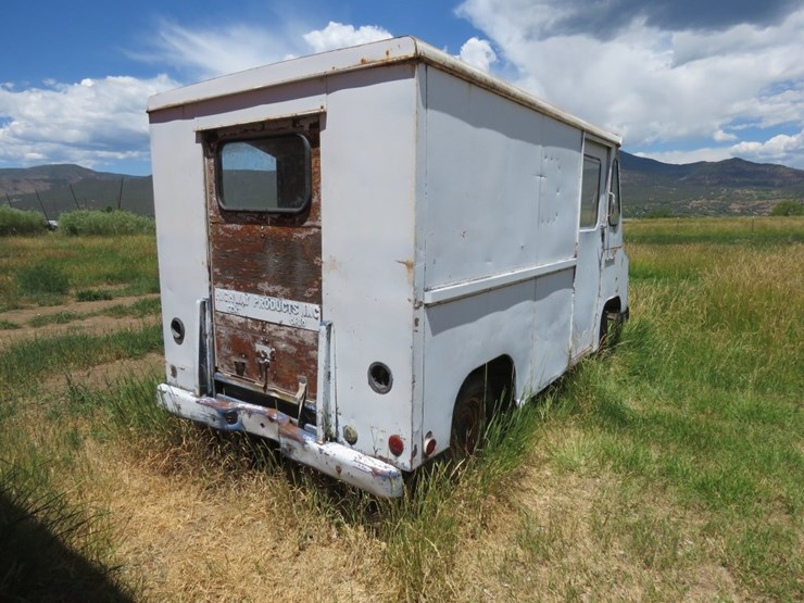 1969-dodge-postal-van-image-4