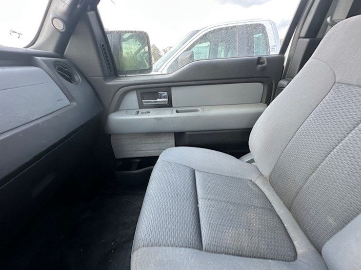 2014-ford-f150-image-25