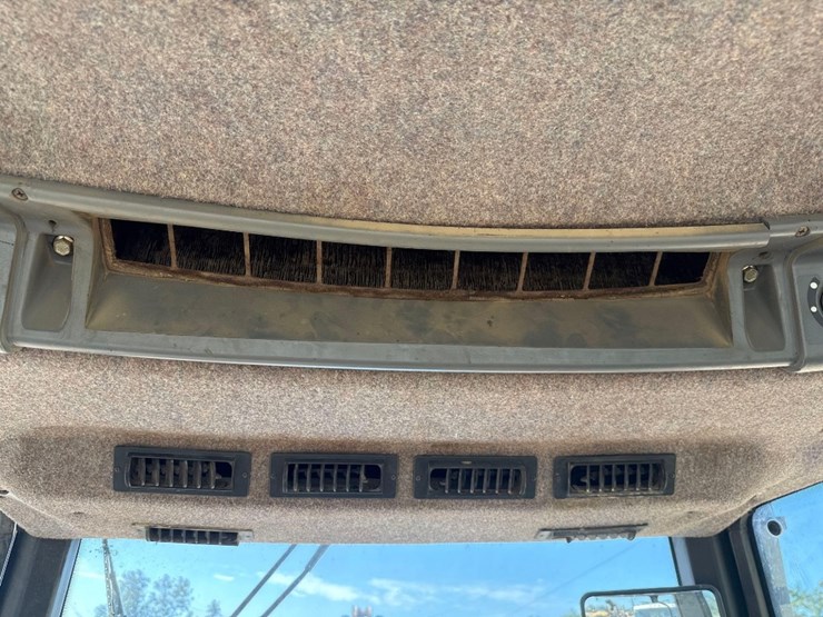 ford-8770-image-25