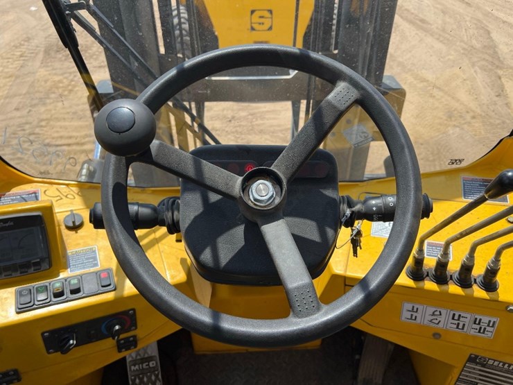 2021-sellick-s80t4e-4ps-rough-terrain-forklift-image-27
