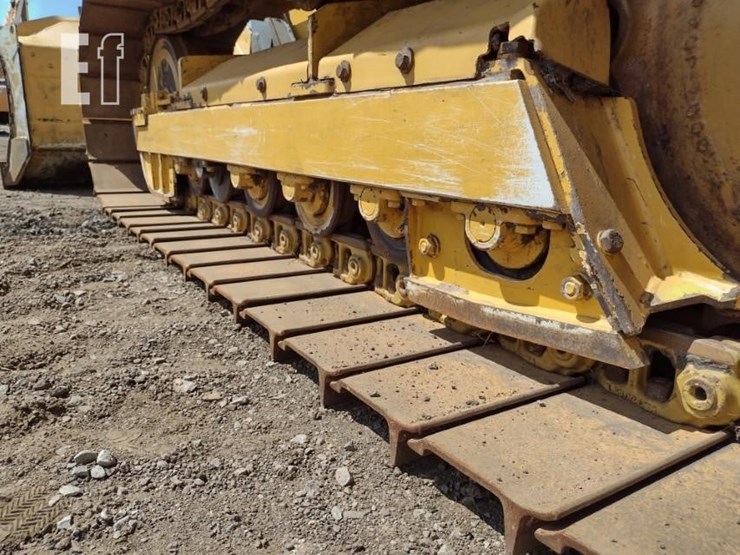 2022-deere-450k-image-23
