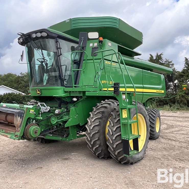 2011 JOHN DEERE 9770 STS