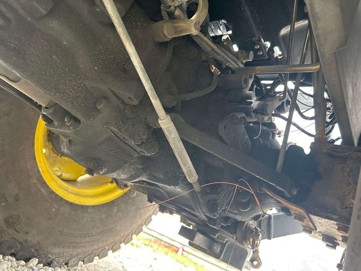 john-deere-4520-image-14