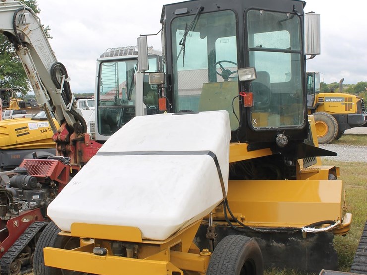 self-propelled-sweeper-3543-image-1