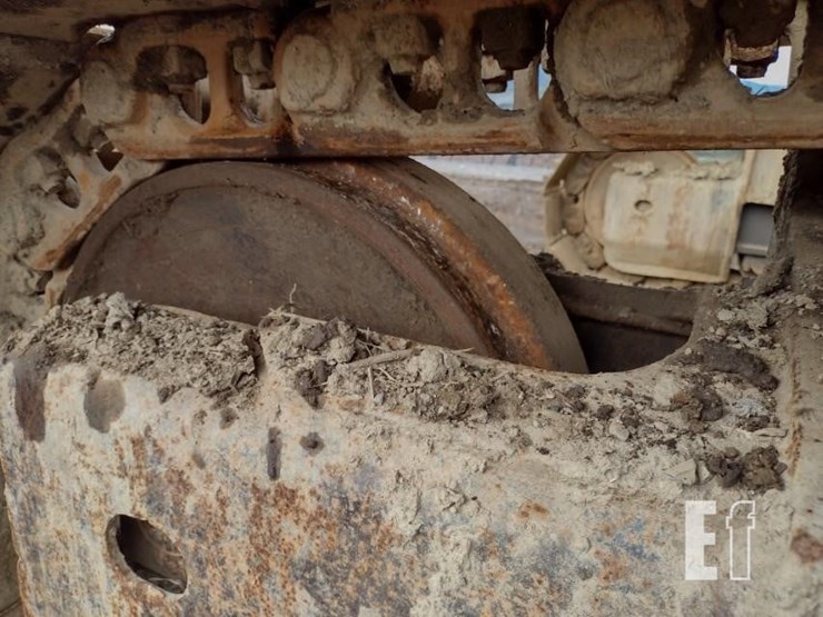 komatsu-pc220-lc-8-image-32