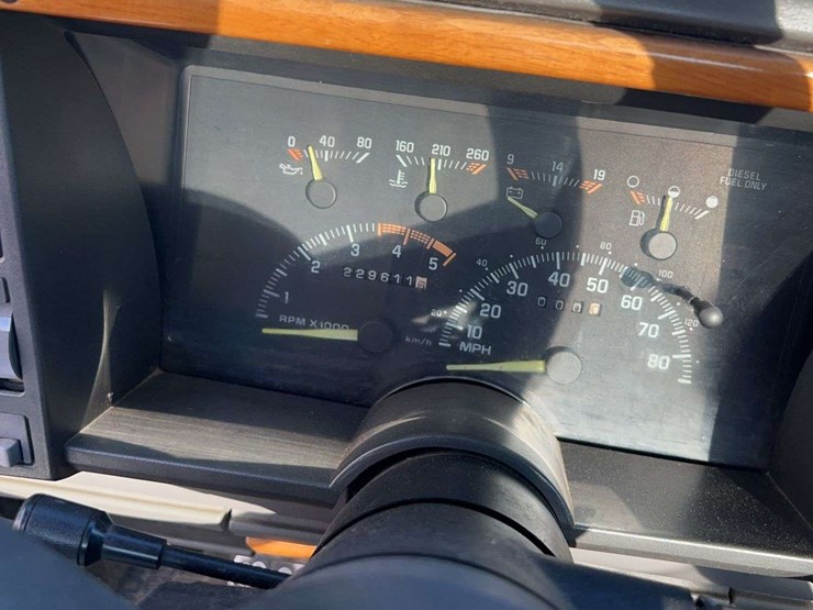 chevrolet-3500-image-19