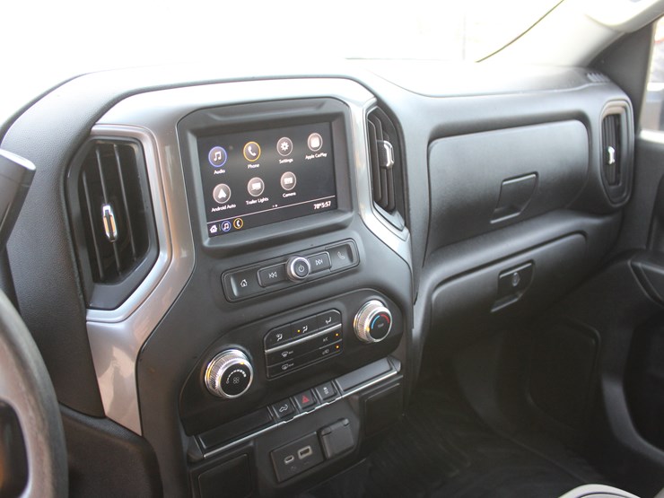 2021-gmc-k2500-image-9