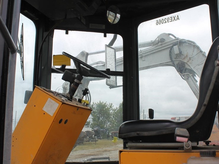 self-propelled-sweeper-3543-image-9