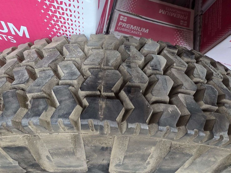 (1)-bf-goodrich-8.25-20-tire,-new-image-2