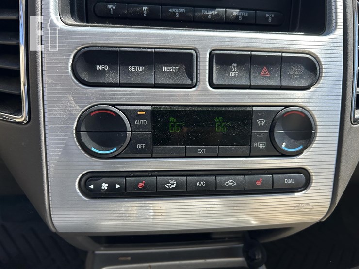 2008-ford-edge-image-17