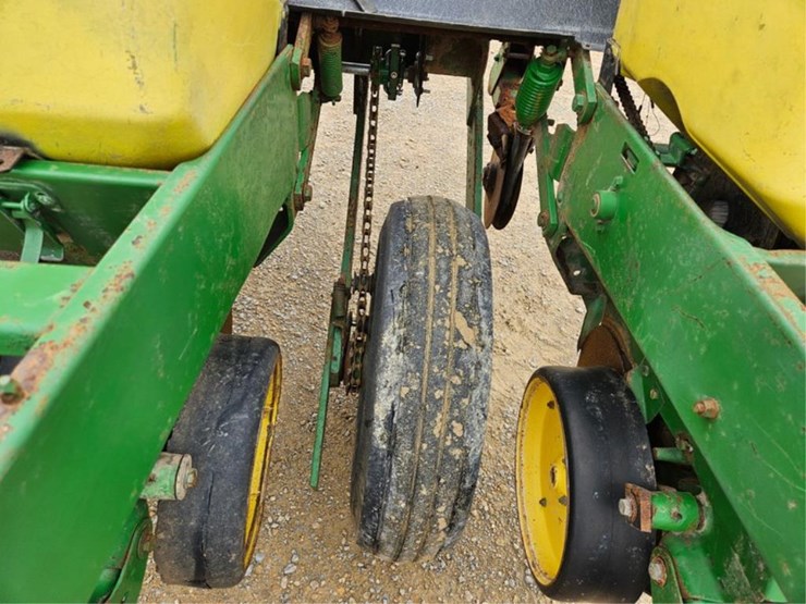 john-deere-7000-image-22
