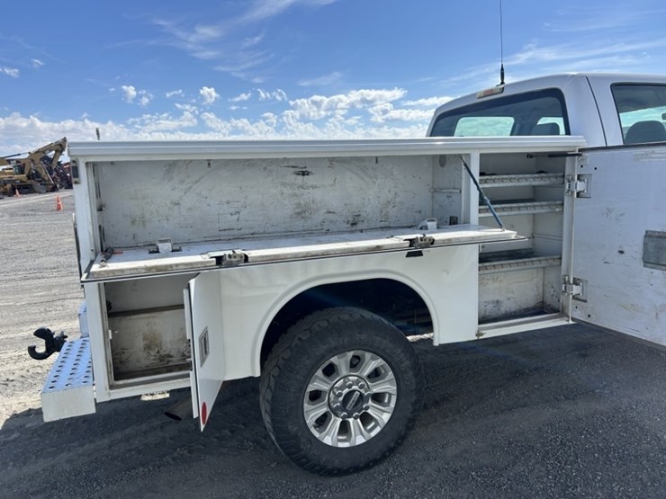 2008-ford-f350-xl-image-36